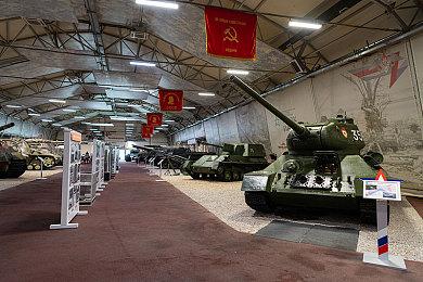 Epic与欧洲电信公司达成协议：手机预装游戏商城